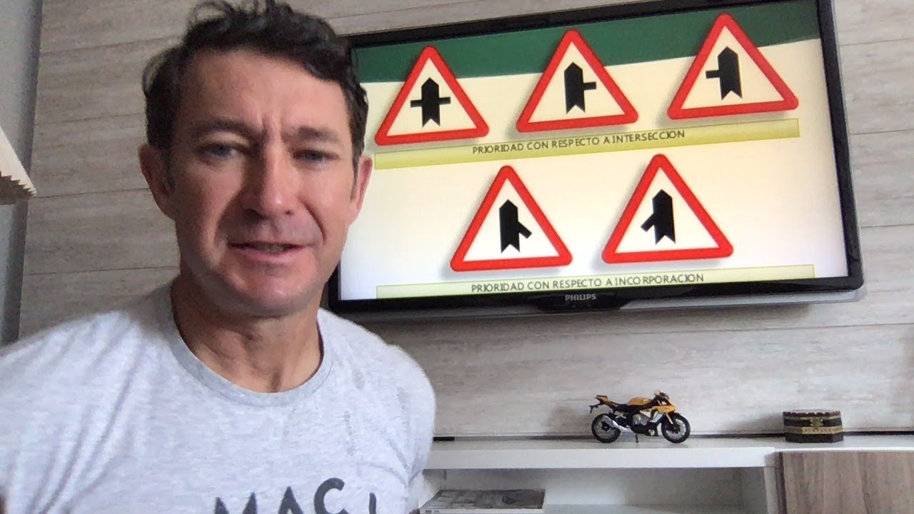 señal calzada con pavimento en mal estado