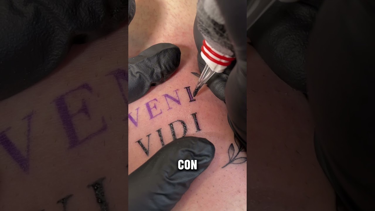 tatuajes de letras en la pierna para hombres